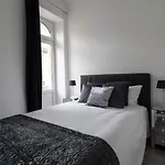 De Lux Double Room With En-Suite In Guest House City Center